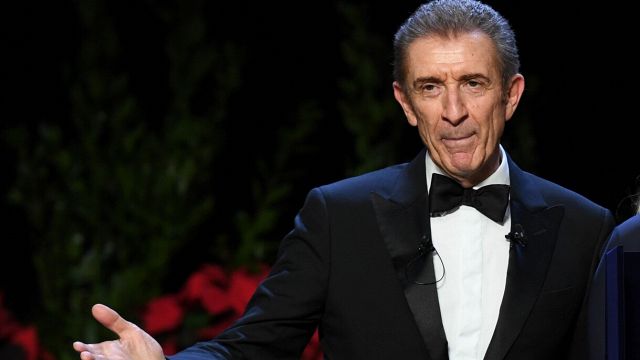 Gestione da galera, giochiamo in 9 con quei due, basta bidoni