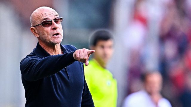 l'artista delle imprese impossibili che tutti chiamano per guarire l'ammalato