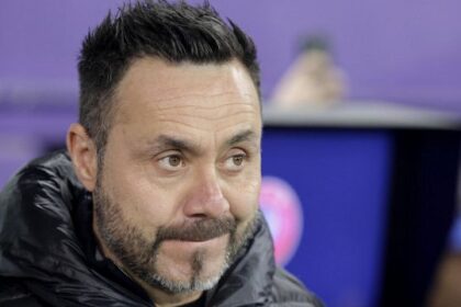 altri 10' di follia a Parigi, ma il tecnico non si dimette, lo sfogo