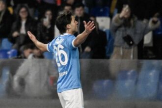 Napoli si gode Vergara ma non scusa il ritardo di Conte, ansia per Di Lorenzo: due in pole per sostituirlo