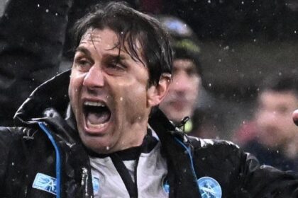 Conte sfida il giochista Fabregas ma arriva l’accusa che scatena il web