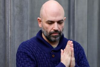 Roberto Saviano attacca ancora l'Inter e i suoi dirigenti, cita gli atti e denuncia: "Serie A falsata"