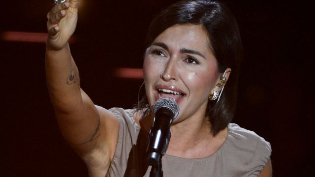 Chi è Serena Brancale, il papà calciatore, la sorella Nicole con lei a Sanremo 2026 e il fidanzato pugile