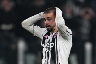 accuse ad arbitro, Osimhen e Zhegrova, ma il vero colpevole è Comolli