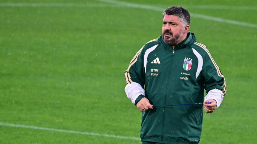 Mondiali: tutto esaurito a Bergamo, 23mila sciarpe tricolori per l'Italia - Calcio