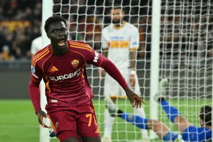 Serie A: Robinio Vaz scaccia i fantasmi, la Roma batte il Lecce e riaggancia la Juve - Calcio