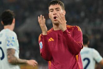 Roma, Soulé posta una canzone contro la Polizia. Il Siulp: "E il club condivide?"