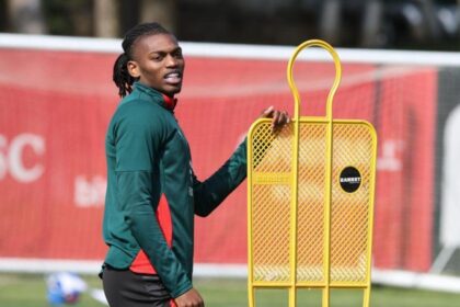 Leao nel Milan ha fatto pace con tutti: ma il caso resta