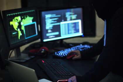 Pirateria audiovisiva, con frodi digitali sottratti 1.200 euro pro capite