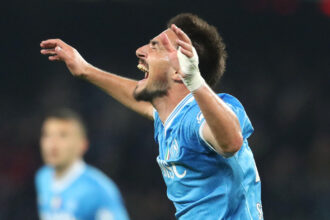 Il Napoli piega il Torino e guarda al secondo posto del Milan - Calcio