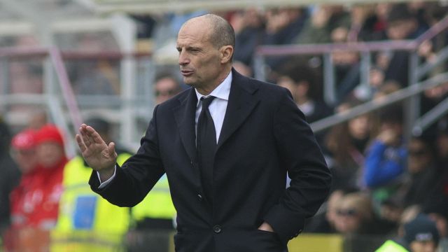 spunta un patto nello spogliatoio, la decisione di Allegri sul modulo