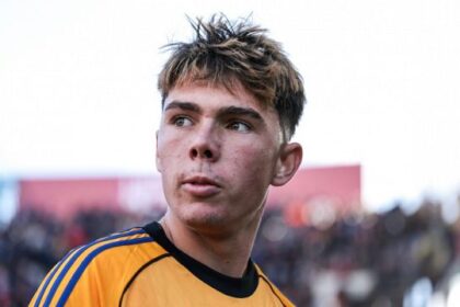 il giudice sportivo li multa