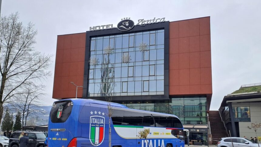 Bosnia-Italia: il pullman degli azzurri arrivato a Zenica - LIVEBLOG - Calcio
