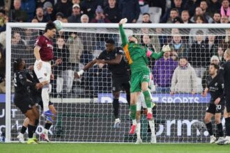 Arsenal in fuga. Tonali out, lo scorpione di Calafiori è leggenda