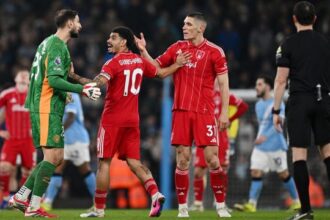 il Manchester City frena col Nottingham Forest e l’Arsenal va in fuga