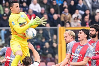 Serie A: i Milan risponde all'Inter, 2-0 a Cremona nei minuti finali - Calcio