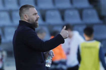 De Rossi 'Genoa non è salvo, non andiamo alla sosta con un risultato negativo' - Calcio