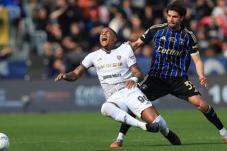 La Penna torna un mese dopo caso Bastoni, due rossi e stavolta la simulazione la vede