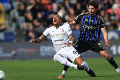 La Penna torna un mese dopo caso Bastoni, due rossi e stavolta la simulazione la vede