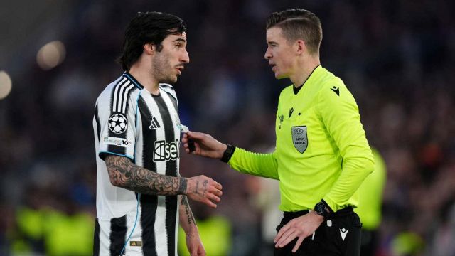 le condizioni dell’ex Milan, Gattuso in ansia. Rabbia contro Var e Letexier