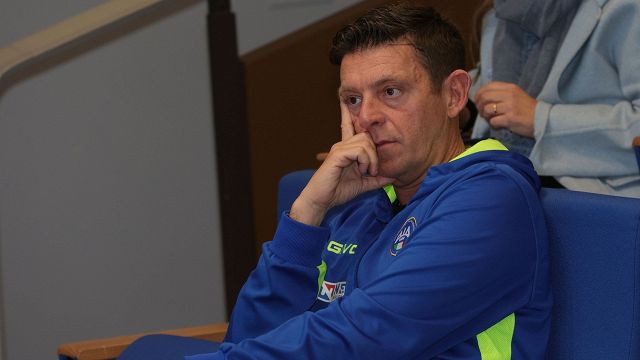 un tocco di mano era punibile col rigore