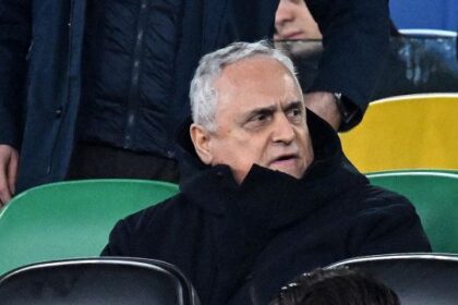 la mossa degli ultrà e il destino di Sarri 