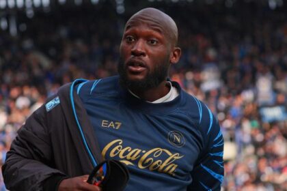 la strategia di De Laurentiis può portare all'addio di due big