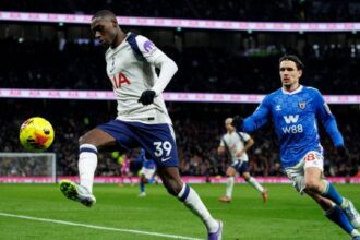 scambio di attaccanti con il Psg, via David riecco Kolo Muani