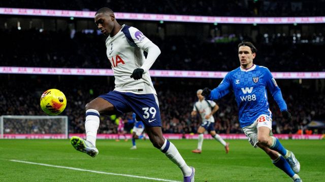 scambio di attaccanti con il Psg, via David riecco Kolo Muani