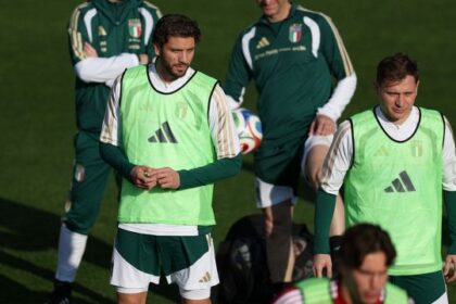 Locatelli in trattoria coi big dell'Inter, è bufera sul capitano della Juventus: "Stai lontano da loro"