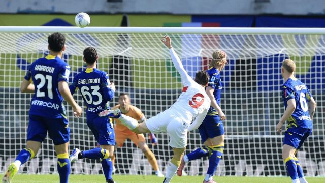 papera di Montipò, De Rossi urla in ginocchio, mancano due rossi e un rigore