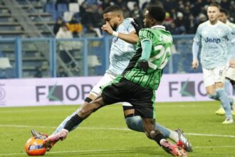 Juventus-Sassuolo, la decisione della Lega dopo epidemia pertosse. Basetti attacca: Grazie ai no-vax