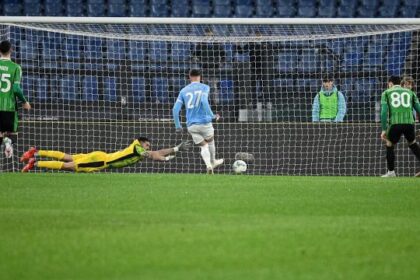 cosa ha detto l’arbitro a Sarri, dubbi sul rigore negato e il gol partita