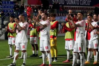 Salernitana, c’è già la mano di Cosmi, fermato il Catania e il Benevento ringrazia