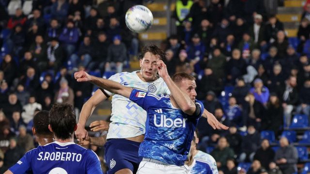 meglio gli azzurri ma prevale la paura di rischiare. Si deciderà tutto a San Siro