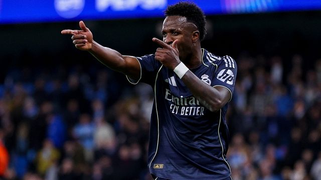 Vinicius di nuovo nel mirino, rivincita e presa in giro ai tifosi del Manchester City: "Piangete, piangete"