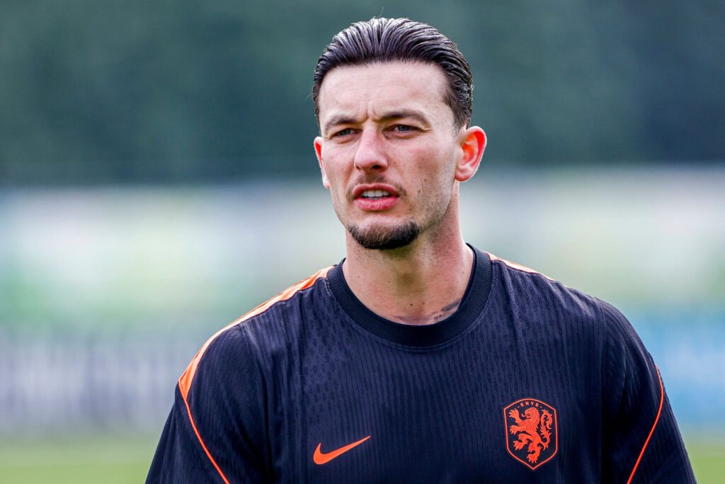 Bijlow dal ritiro dell'Olanda: "Sapevo che sarei diventato titolare. A Genova mi sento a casa"