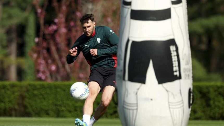 Gimenez continua a fare panchina: Allegri non lo vede pronto