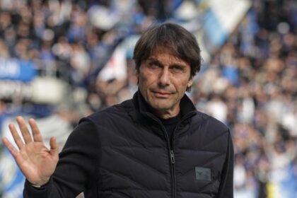 Napoli, Conte al Napoli: "Arrivare secondi significa essere i primi tra i perdenti"