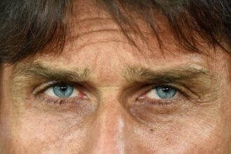 Antonio Conte, dal Napoli alla Nazionale: tutto l'azzurro della vita