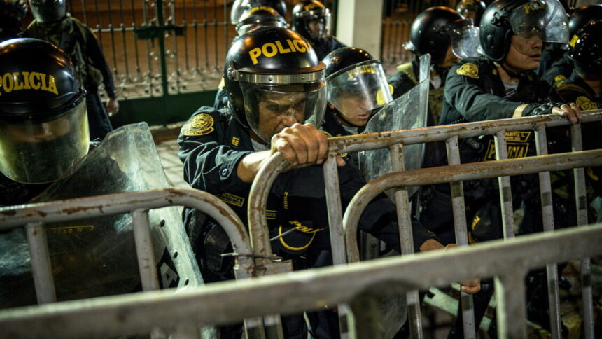 Perù, almeno un morto e 47 feriti allo stadio di Lima - Calcio