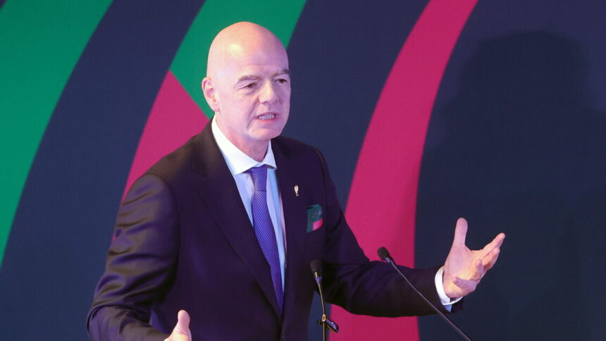 Infantino a Vancouver, la polizia respinge la richiesta di super-scorta - Calcio