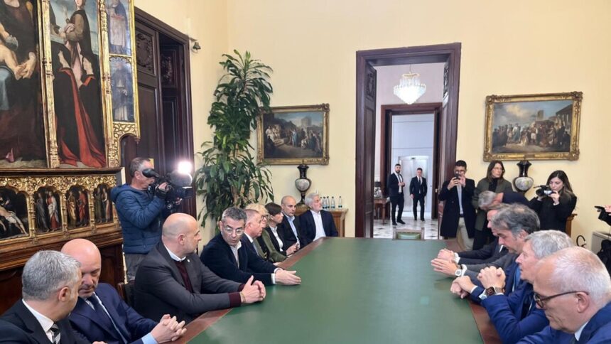 Calcio: accelerazione per nuovo stadio Cagliari, all'Uefa garanzie sui tempi - Calcio