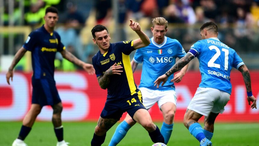 Serie A: il Napoli frena, regge il muro del Parma ed è pari - Calcio