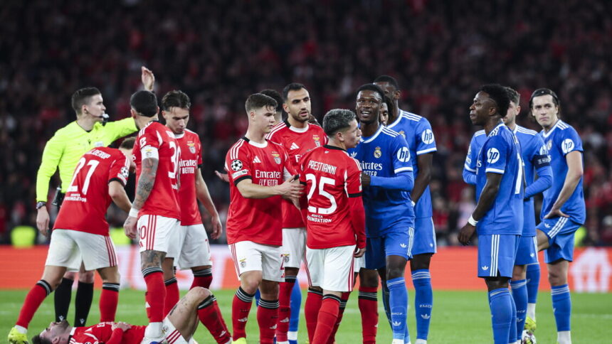 Via libera Ifab, rosso diretto ai giocatori che si coprono la bocca - Calcio