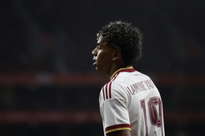 'Chi non salta è musulmano', bufera dopo Spagna-Egitto - Calcio