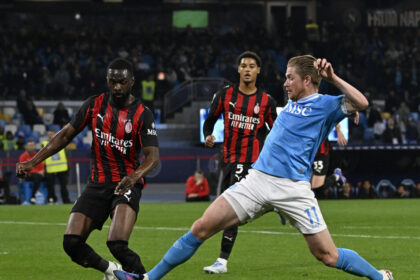 Serie A. in campo Napoli-Milan DIRETTA - Calcio