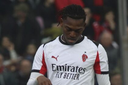 Rafa chiude Instagram dopo i nuovi fischi. È il segnale che avvicina l’addio?