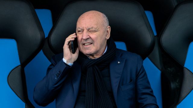 Martinez cambia i piani su Vicario. E Marotta prepara un colpo top