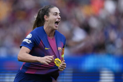 Stella del Barca Alexia Putellas saluta dopo 14 anni - Calcio